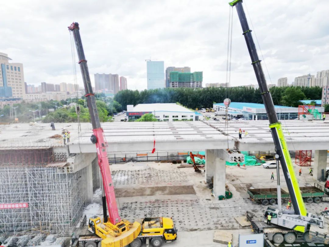 喜报！！！世纪大街快速路工程施工二标段桥梁主线顺遂合拢！！！